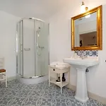 Gustavia Jasmund * זאסניץ