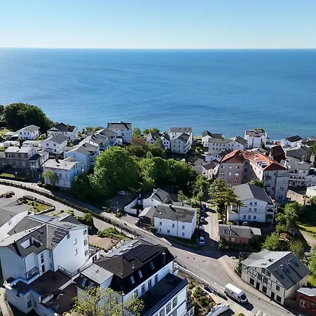 Gustavia Jasmund *