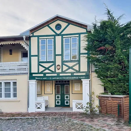 Gustavia Jasmund * זאסניץ